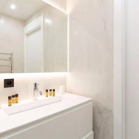 Magnificent Renovated 4-room - Croisette Carre D'or * Cannes