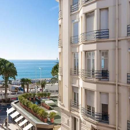Magnificent Renovated 4-room - Croisette Carre D'or Appartement