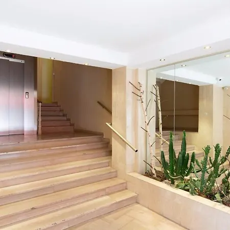 Magnificent Renovated 4-room - Croisette Carre D'or 아파트 칸느